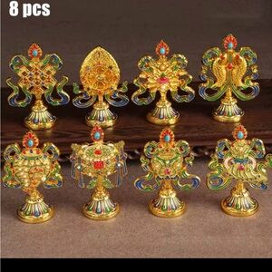 Tibetan eight auspicious sign decoration